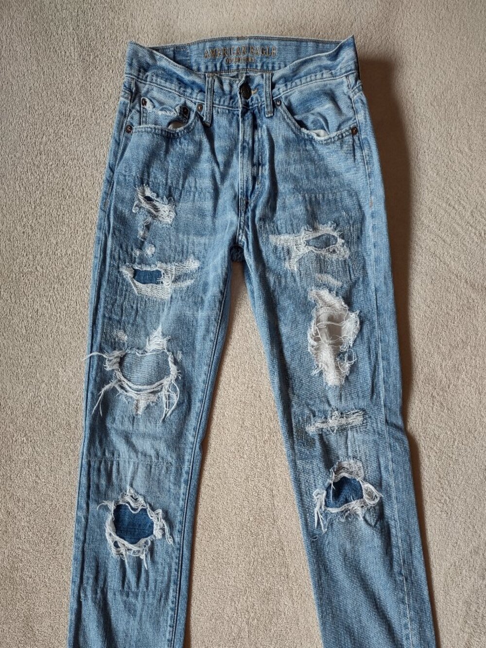 American Eagle Outfitters Distressed Jeans Men’s 31x32 Light Wash Ripped Denim